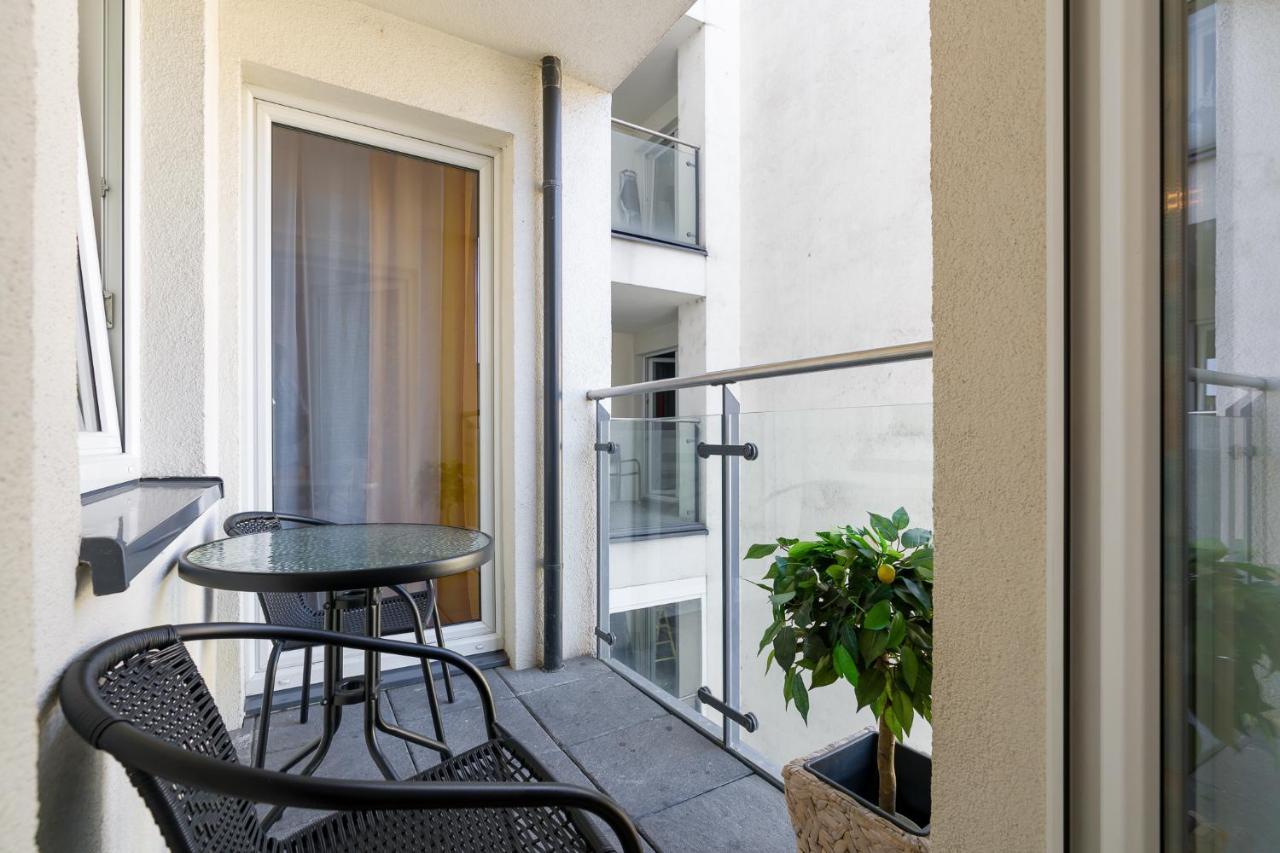 Sleepway Apartments - Garbary 95-75D Poznan Exterior photo